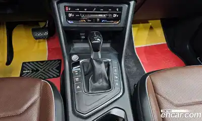 Volkswagen Tiguan 2022 2.0 гидро в Москве № 168790, миниатюра 9