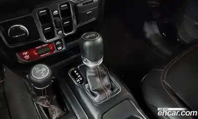 Jeep Wrangler 2023 2.0 гидро в Москве № 169398, миниатюра 9