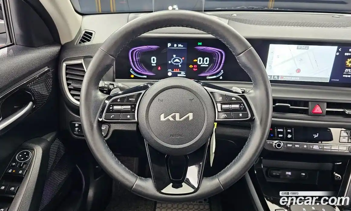 Kia Seltos 2022 1.6 гидро в Москве, фото 13