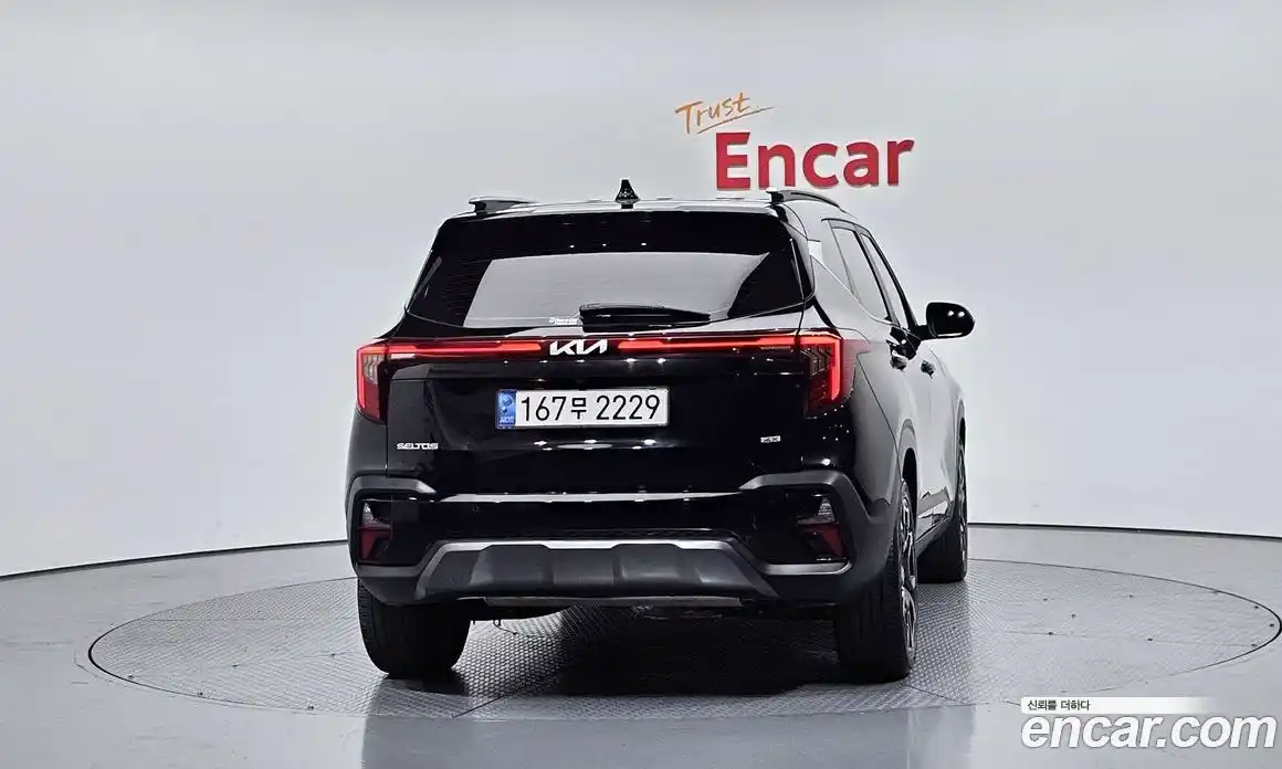 Kia Seltos 2022 1.6 гидро в Москве, фото 4