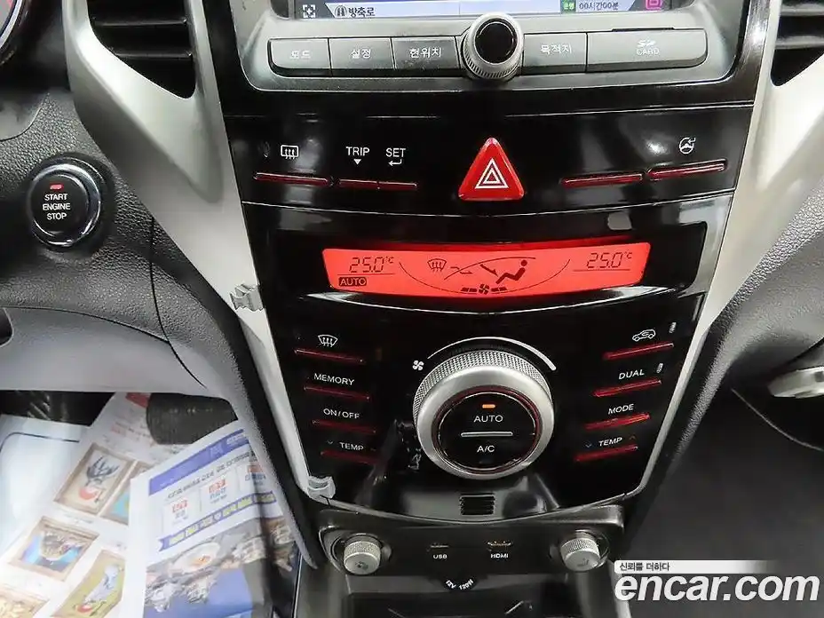 SsangYong TIBOLI 2015 1.6 гидро в Москве № 1759810, фото 12