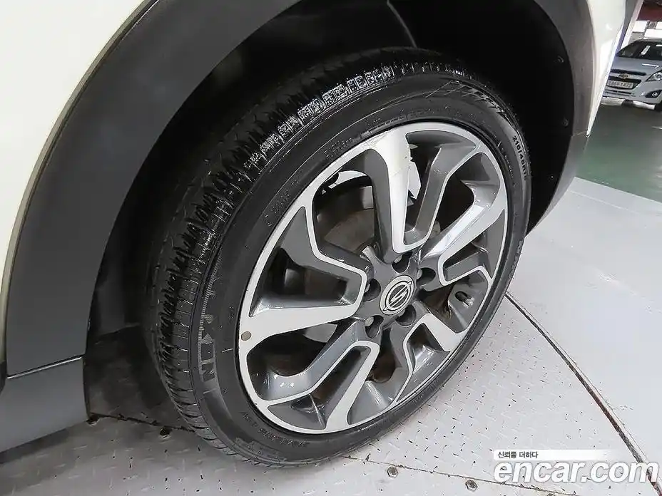 SsangYong TIBOLI 2015 1.6 гидро в Москве № 1759810, фото 4