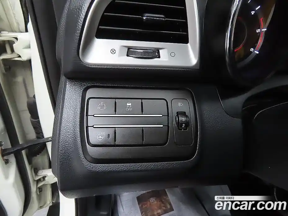 SsangYong TIBOLI 2015 1.6 гидро в Москве № 1759810, фото 9