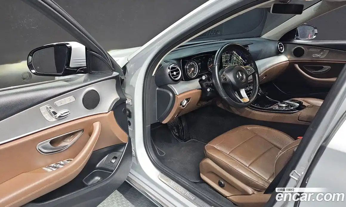 Mercedes-Benz E-Class 2018 2.0 гидро в Москве, фото 11