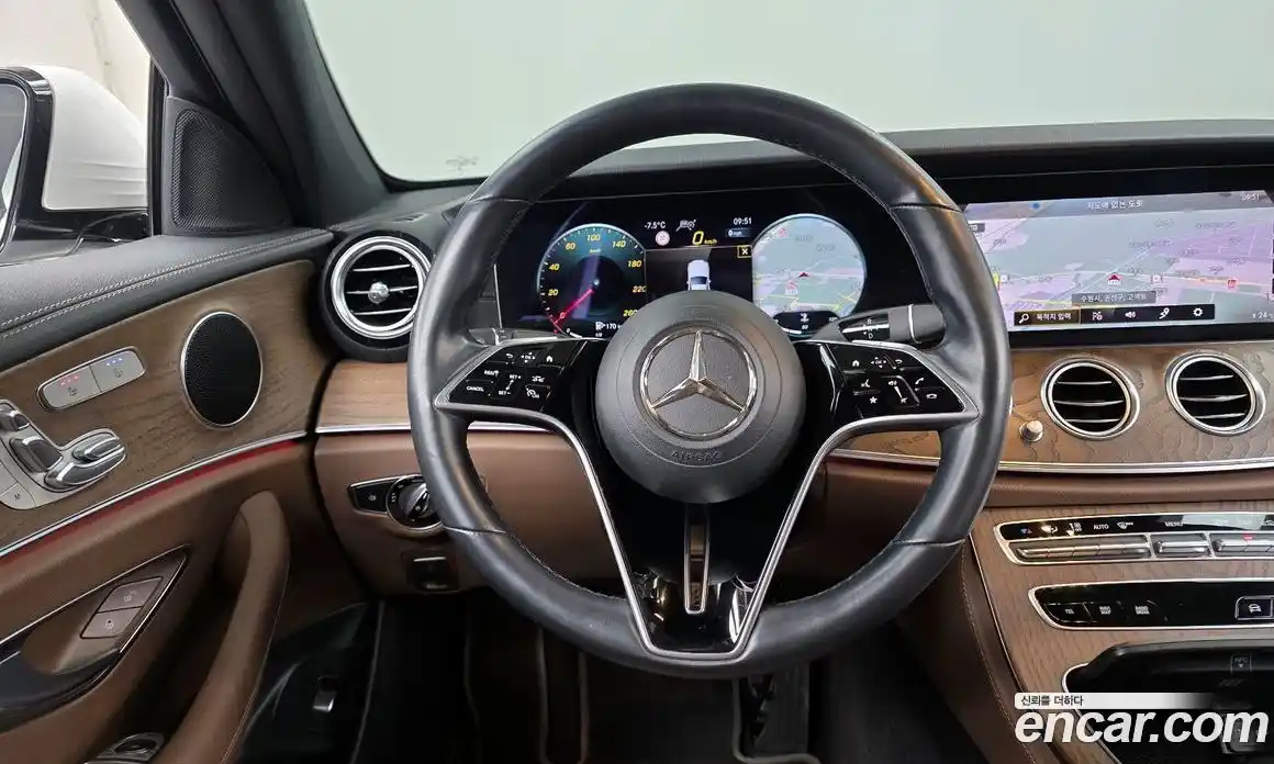 Mercedes-Benz E-Class 2021 2.0 гидро в Москве, фото 13