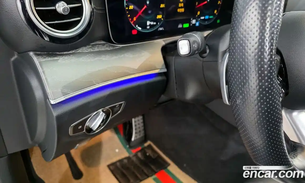 Mercedes-Benz E-Class 2021 2.0 гидро в Москве, фото 15