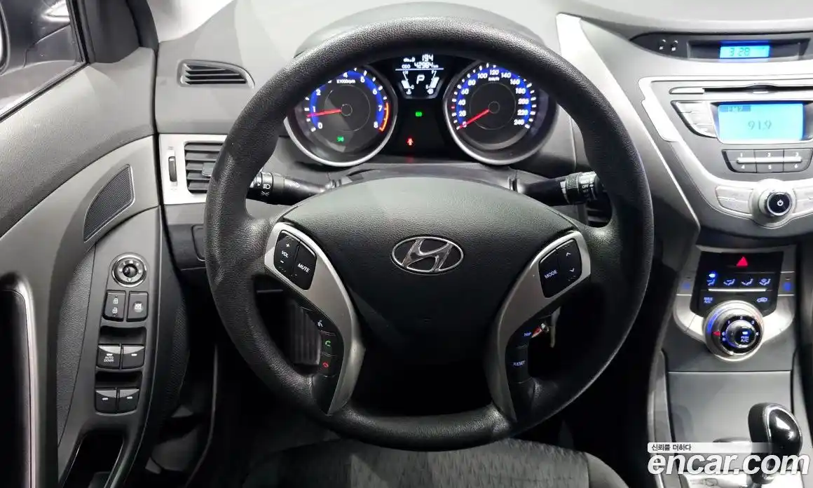 Hyundai Avante 2011 1.6 гидро в Москве, фото 19