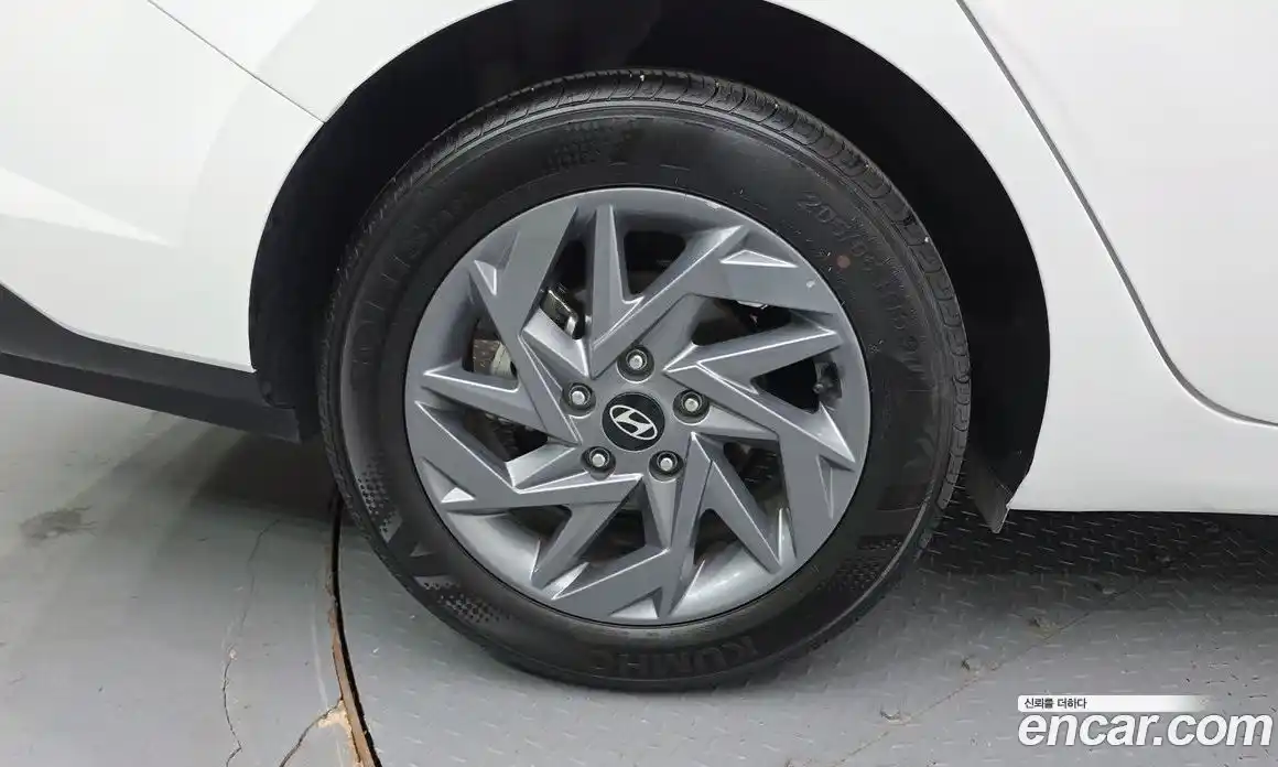 Hyundai Avante 2024 1.6 гидро в Москве, фото 5