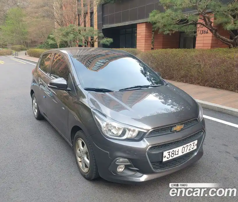 Chevrolet Spark 2015 1.0 механика в Москве № 1979519, фото 4