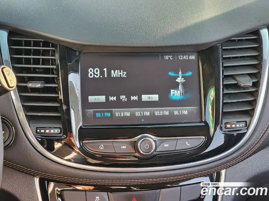 Chevrolet Trax 2017 1.6 гидро в Москве, фото 11