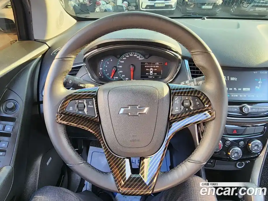 Chevrolet Trax 2017 1.6 гидро в Москве, фото 8