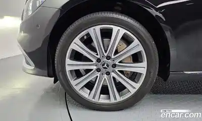 Mercedes-Benz E-Class 2023 2.0 гидро в Москве № 1981100, миниатюра 5