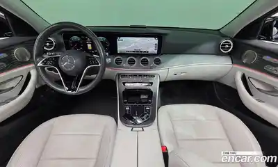 Mercedes-Benz E-Class 2023 2.0 гидро в Москве № 1981100, миниатюра 10