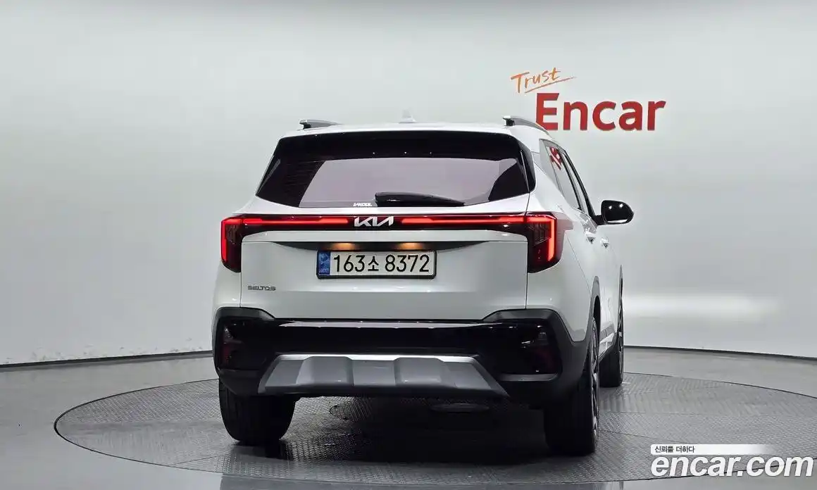 Kia Seltos 2022 2.0 гидро в Москве, фото 4