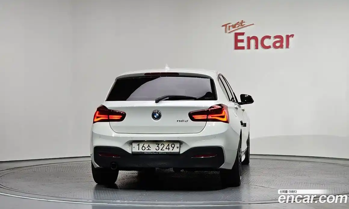 BMW 1-Series 2018 2.0 гидро в Москве, фото 4