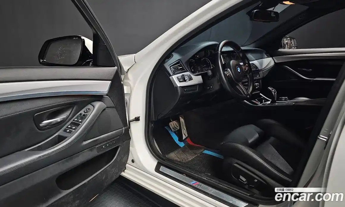 BMW 5-Series 2014 3.0 гидро в Москве, фото 11