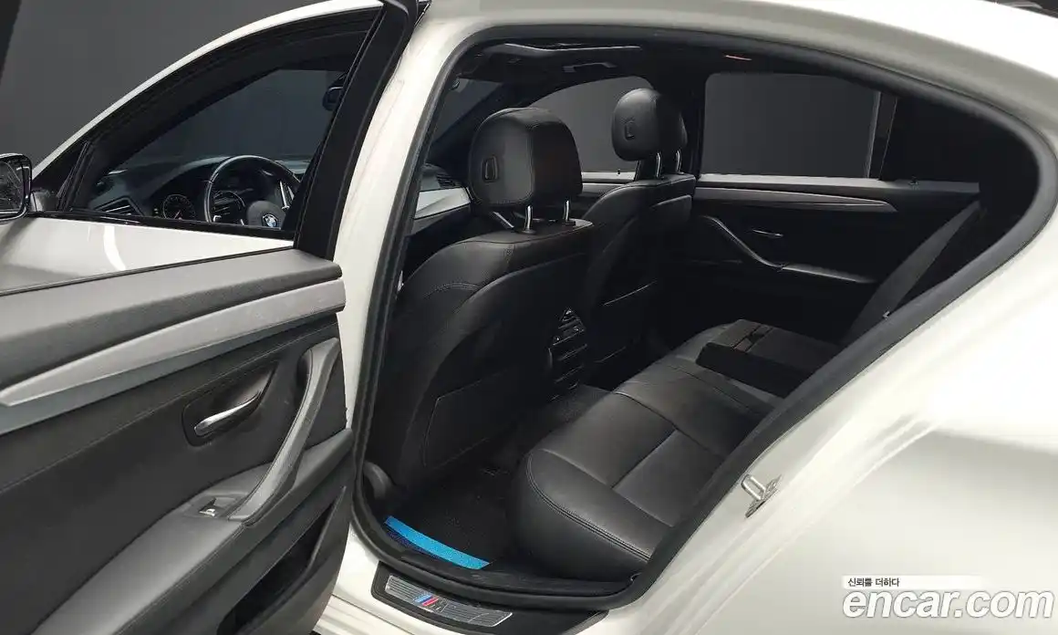 BMW 5-Series 2014 3.0 гидро в Москве, фото 12