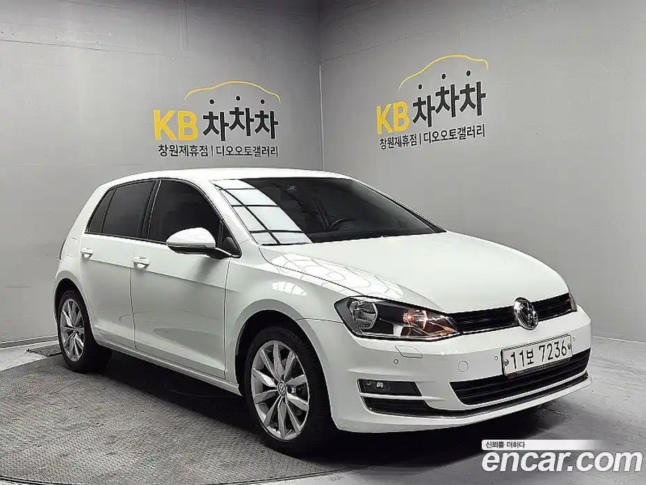 Volkswagen Golf 2015 1.6 гидро в Москве, фото 5