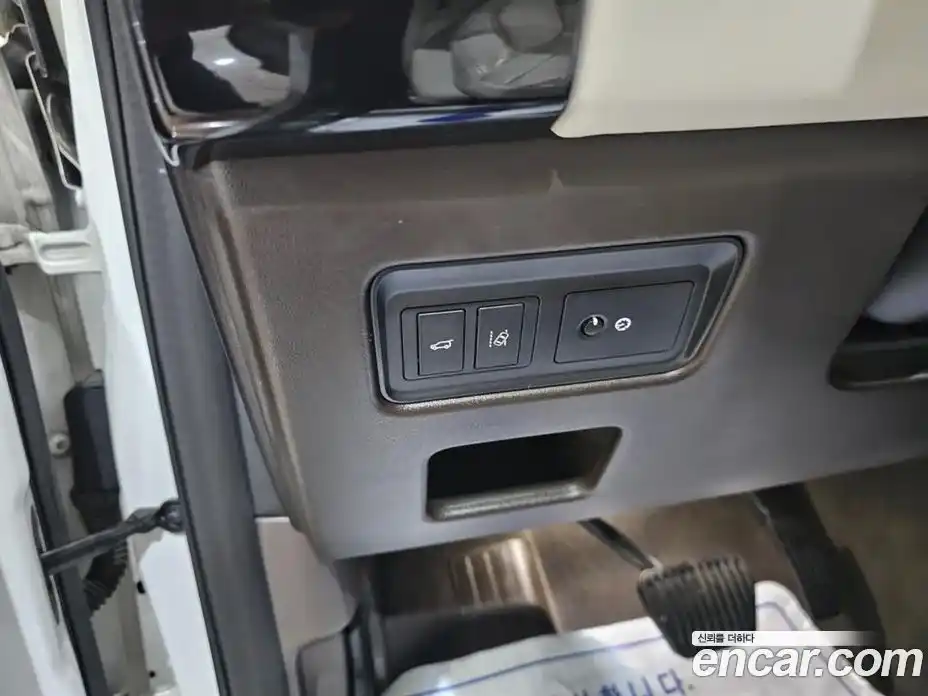 Land Rover Discovery 2017 3.0 гидро в Москве № 213821, фото 14