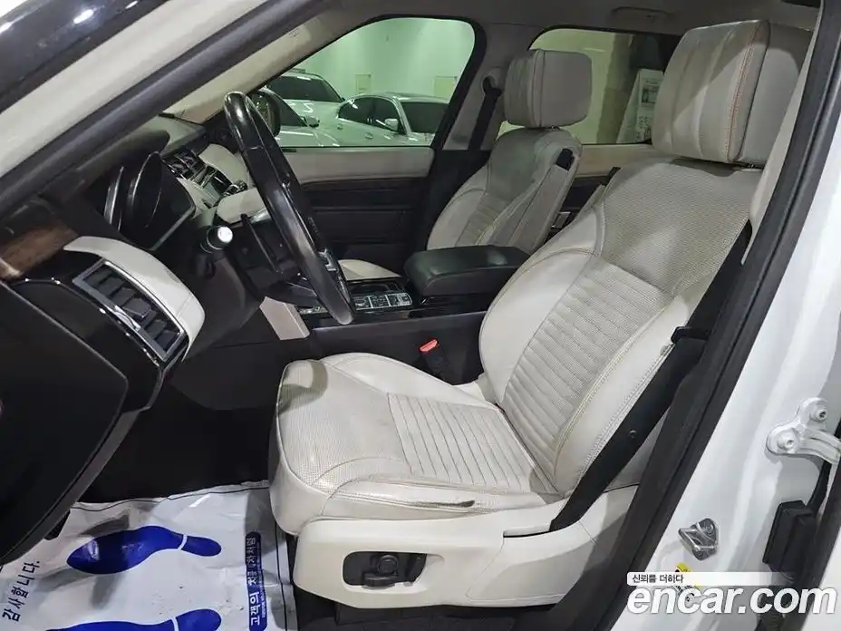 Land Rover Discovery 2017 3.0 гидро в Москве № 213821, фото 10