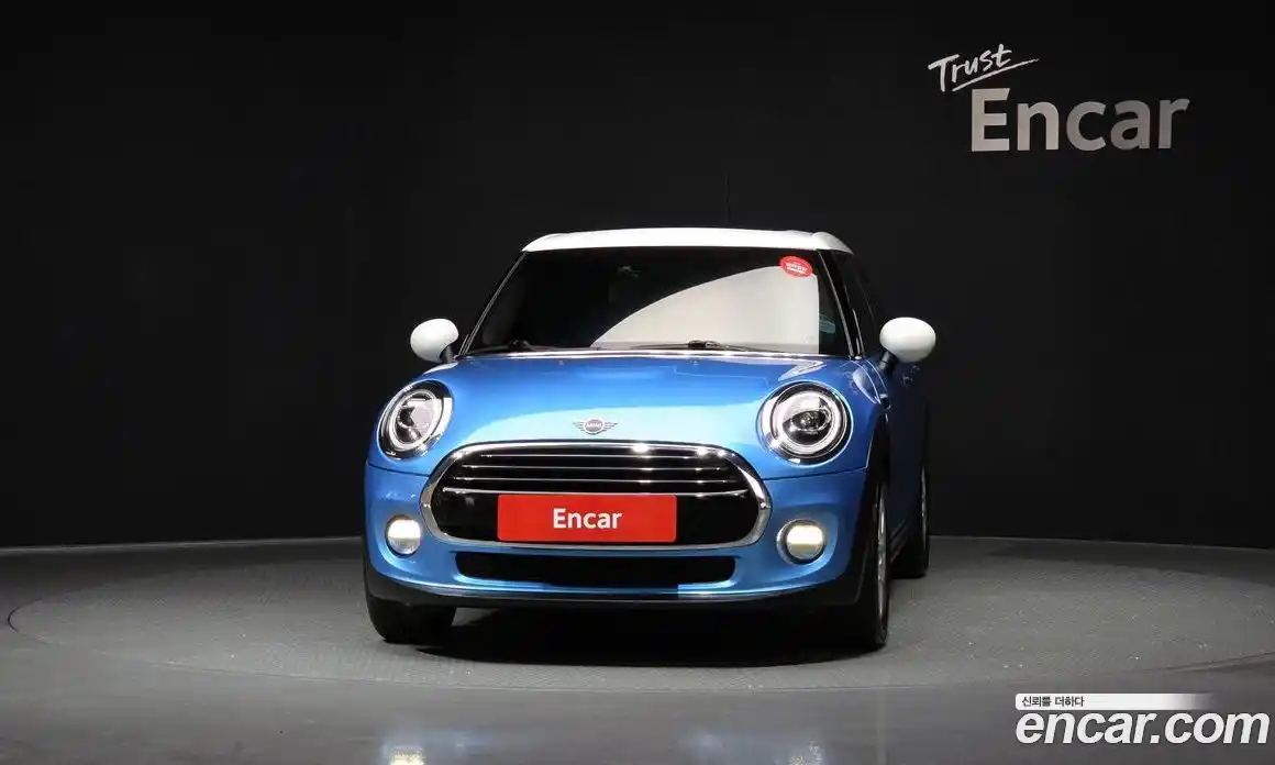 Mini Cooper 2019 1.5 гидро в Москве № 214368, фото 3