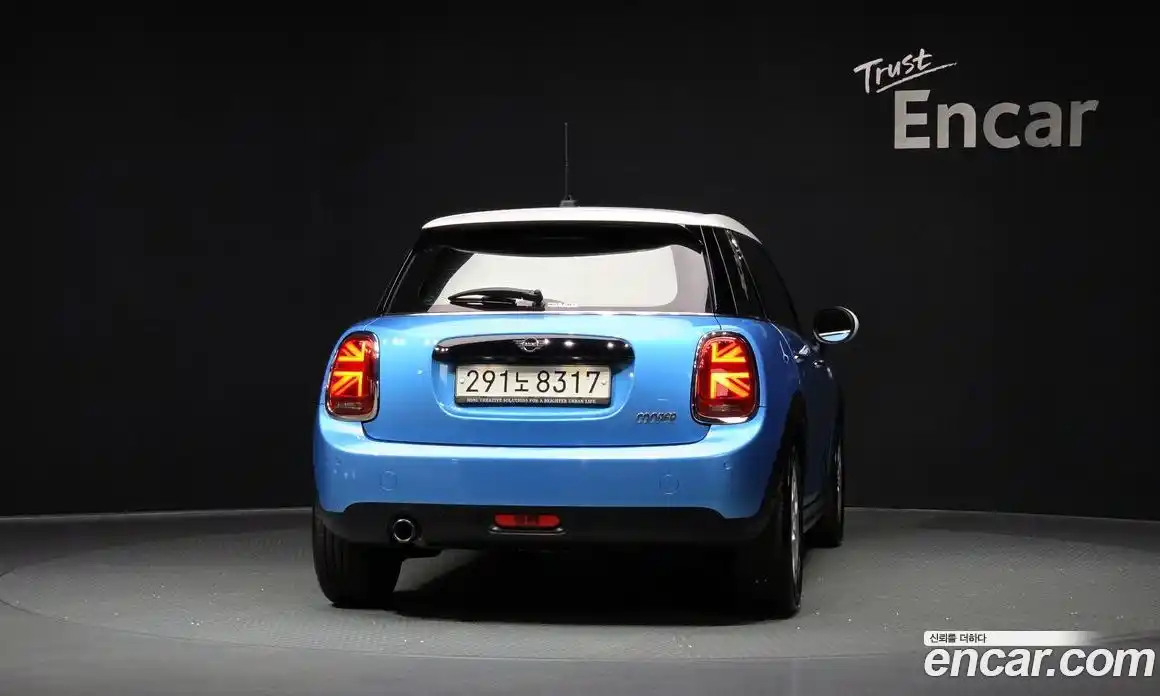 Mini Cooper 2019 1.5 гидро в Москве № 214368, фото 4