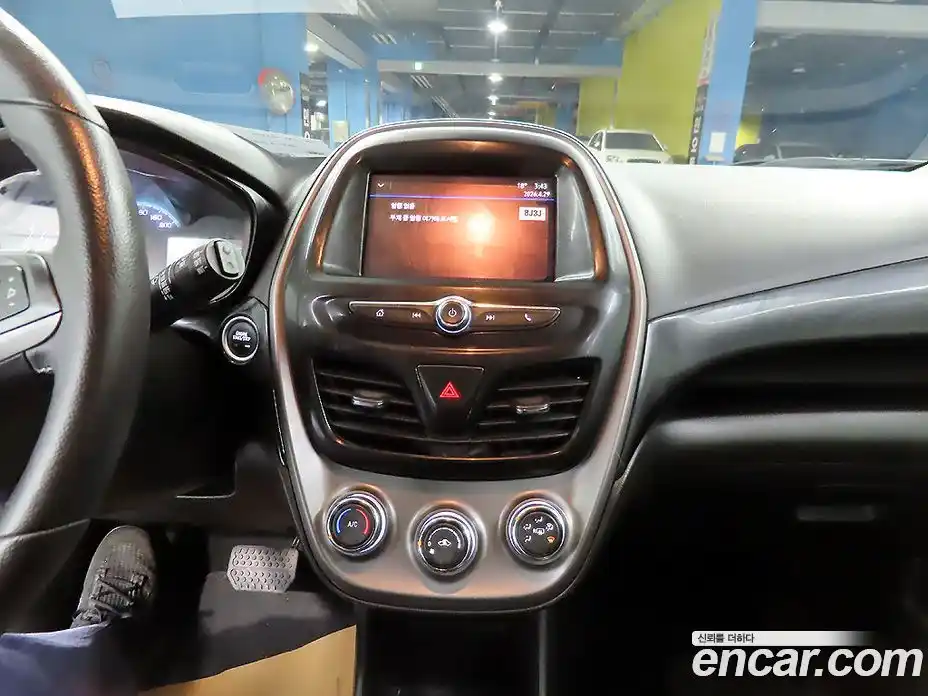 Chevrolet Spark 2020 1.0 гидро в Москве, фото 18