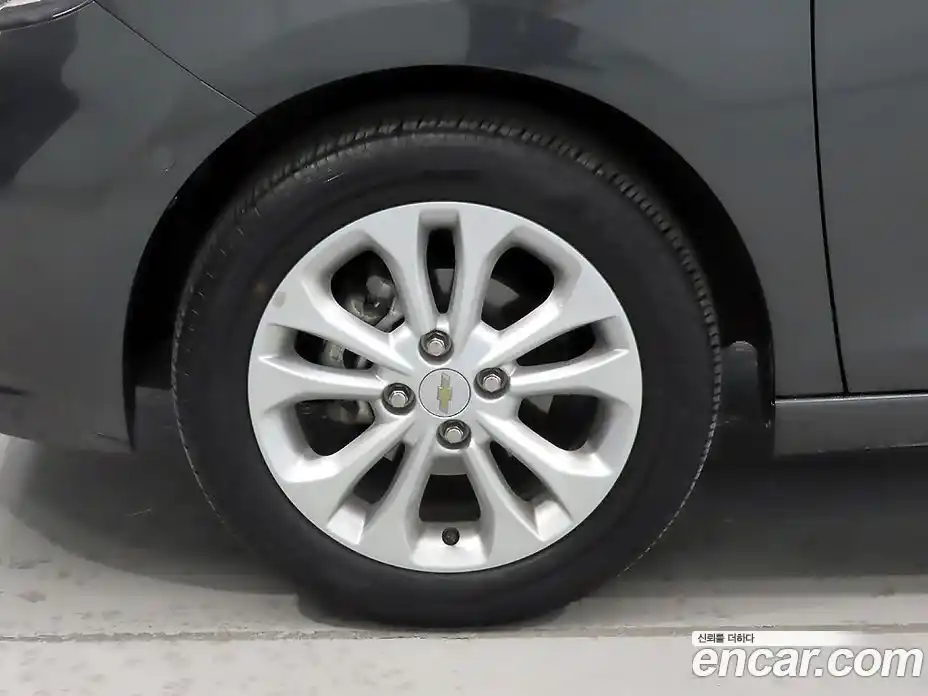 Chevrolet Spark 2020 1.0 гидро в Москве, фото 5