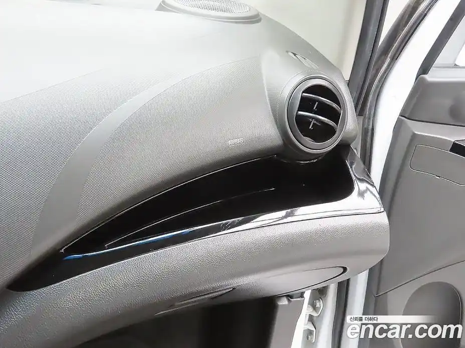 Chevrolet Spark 2012 1.0 механика в Москве № 2200479, фото 15