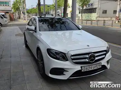 Mercedes-Benz E-Class 2019 2.0 гидро в Москве № 2201160, миниатюра 2