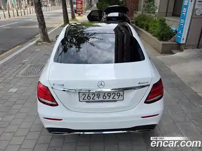 Mercedes-Benz E-Class 2019 2.0 гидро в Москве № 2201160, миниатюра 3