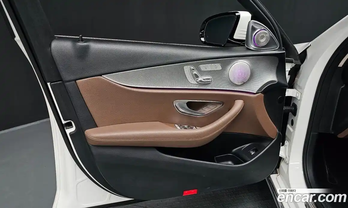 Mercedes-Benz E-Class 2019 2.0 гидро в Москве № 2201711, фото 14