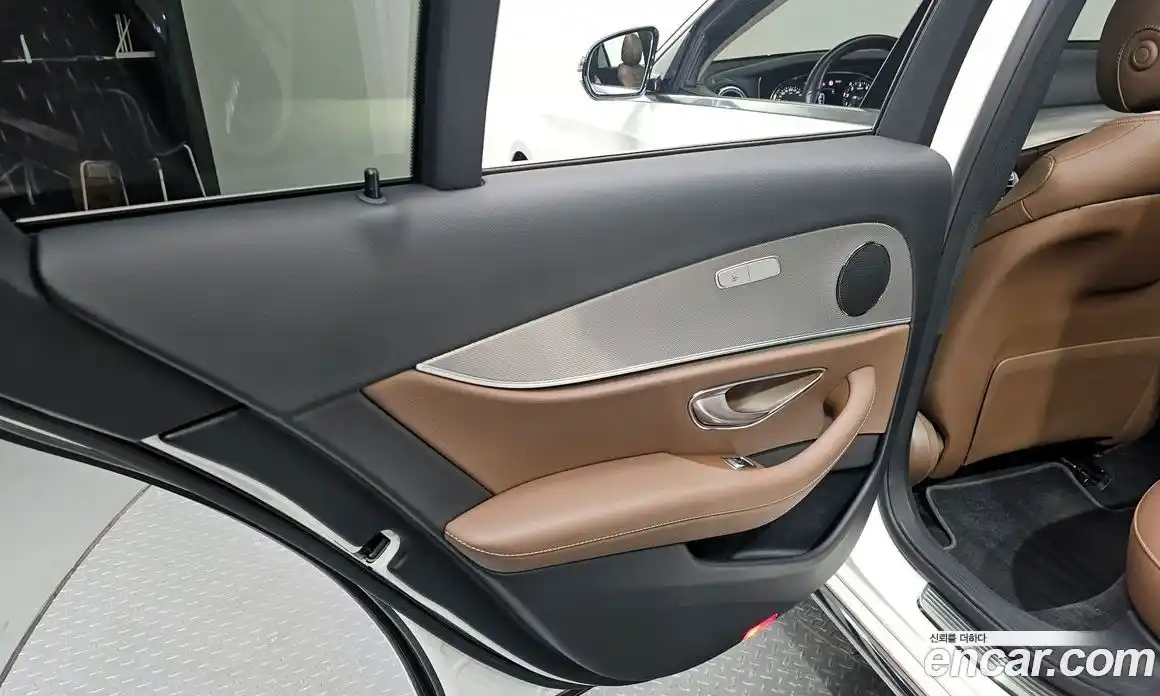 Mercedes-Benz E-Class 2019 2.0 гидро в Москве № 2201721, фото 15