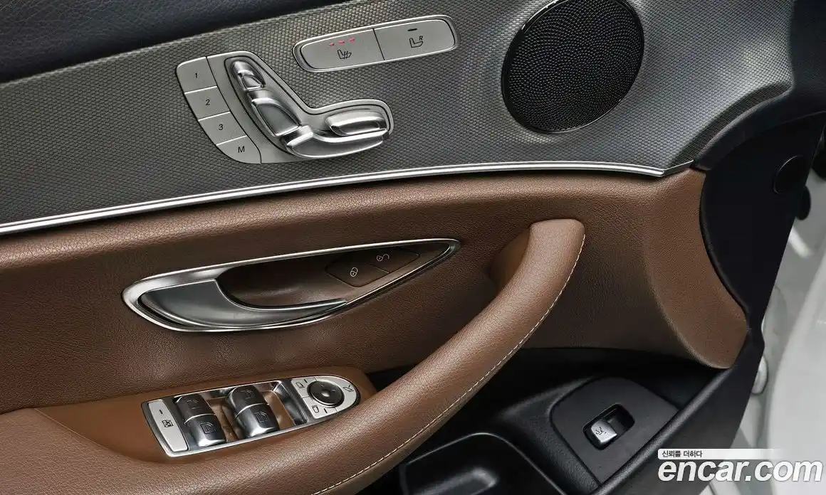 Mercedes-Benz E-Class 2019 2.0 гидро в Москве № 2201721, фото 24