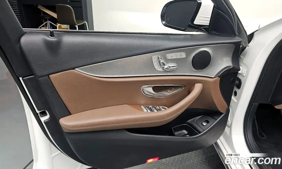 Mercedes-Benz E-Class 2019 2.0 гидро в Москве № 2201721, фото 28