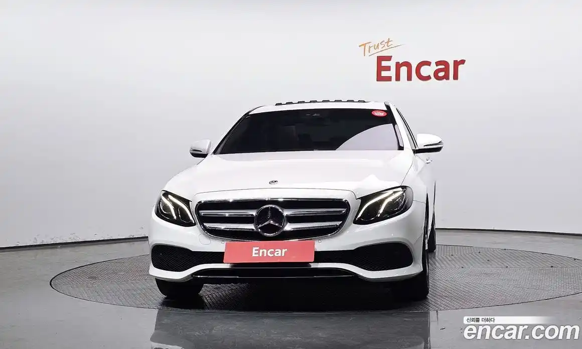 Mercedes-Benz E-Class 2019 2.0 гидро в Москве № 2201721, фото 3