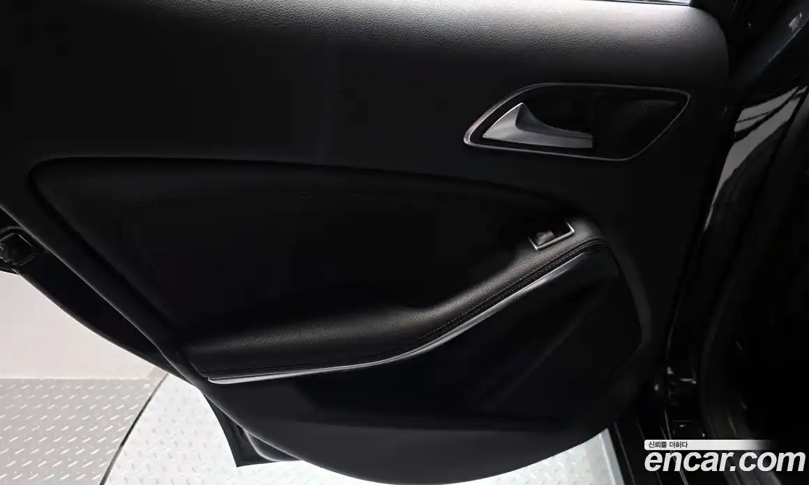 Mercedes-Benz GLA-Class 2019 2.0 гидро в Москве № 2201732, фото 15