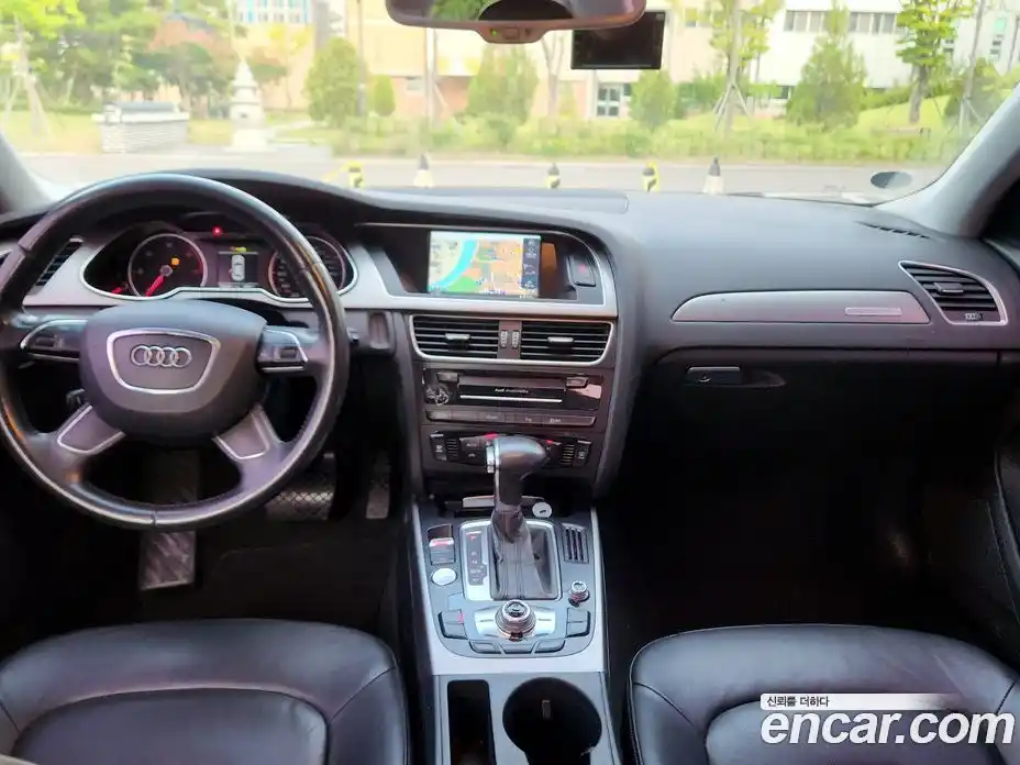 Audi A4 2013 2.0 гидро в Москве № 2202531, фото 15