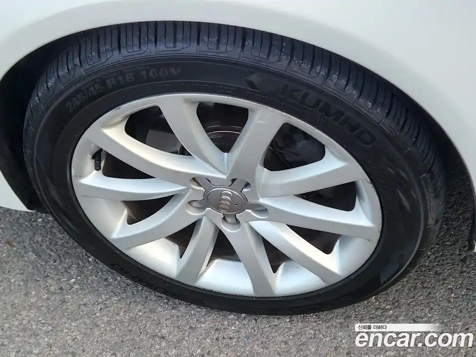 Audi A4 2013 2.0 гидро в Москве № 2202531, фото 19