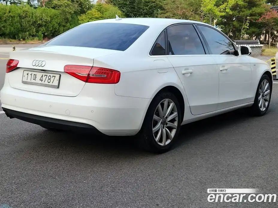 Audi A4 2013 2.0 гидро в Москве № 2202531, фото 4