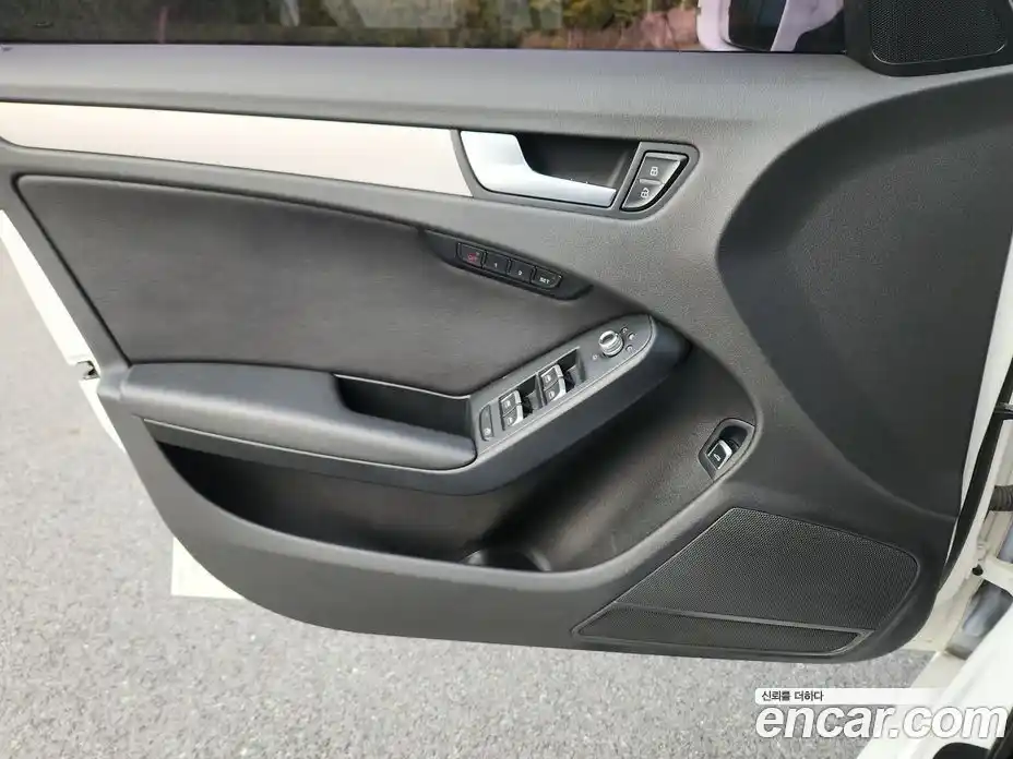 Audi A4 2013 2.0 гидро в Москве № 2202531, фото 9