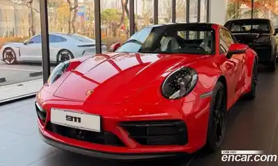 Porsche 911 Carrera GTS