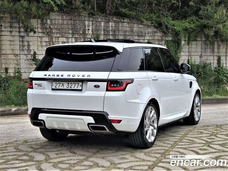 Land Rover Range-Rover Sport 2018 3.0 гидро в Москве № 2203441, фото 3