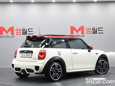 Mini Cooper 2017 2.0 гидро в Москве № 2203736, миниатюра 3