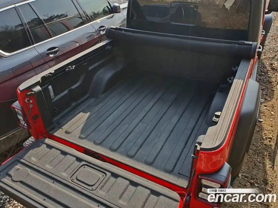 Jeep Gladiator 2020 3.6 гидро в Москве № 2204494, фото 12