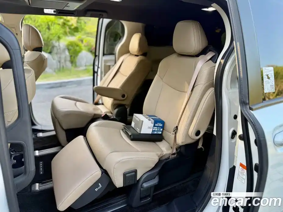 Toyota Sienna 2022 2.5 гидро в Москве № 2204762, фото 16