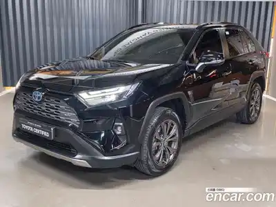 Toyota RAV4, 2023