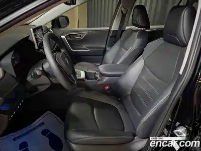 Toyota RAV4 2023 2.5 гидро в Москве № 2204803, миниатюра 10