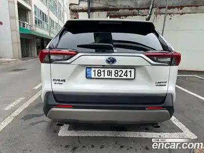 Toyota RAV4 2022 2.5 вариатор в Москве № 2204806, миниатюра 4