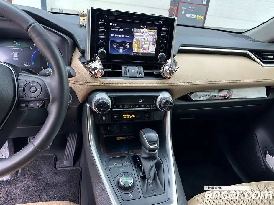 Toyota RAV4 2022 2.5 вариатор в Москве № 2204806, фото 8